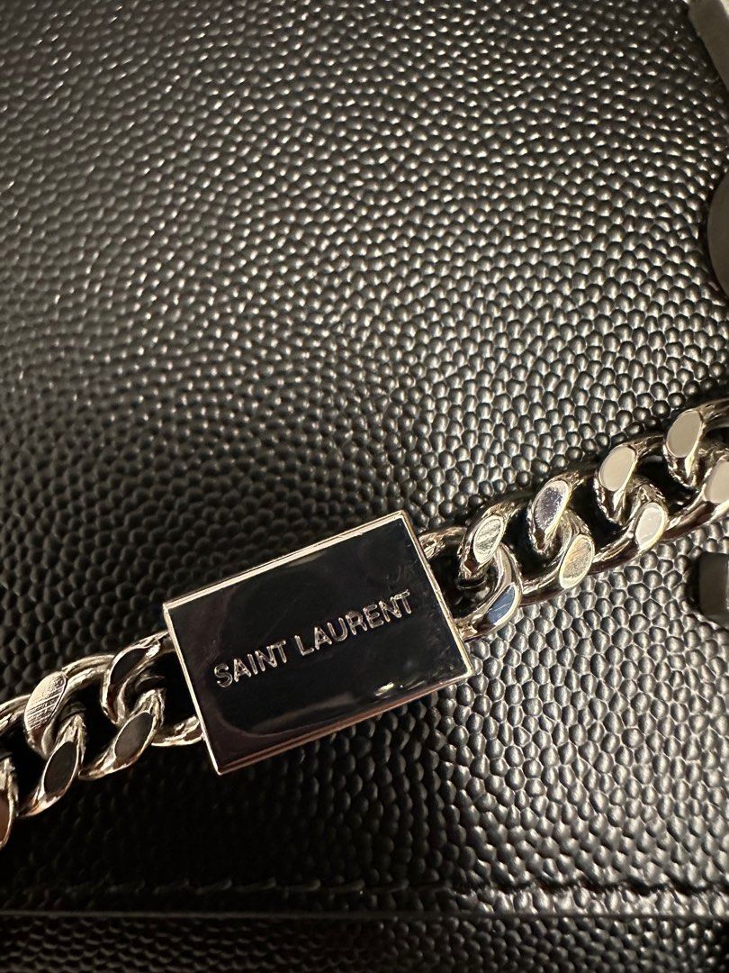 YSL KATE MEDIUM BLACK (Category: Luxury Bags & Wallets) located in Imus. Submitted by chocovanilla25 (Listing ID 1354758587, Image 2). Description: YSL Kate Medium Black Bag Super ganda Includes box dustbag.