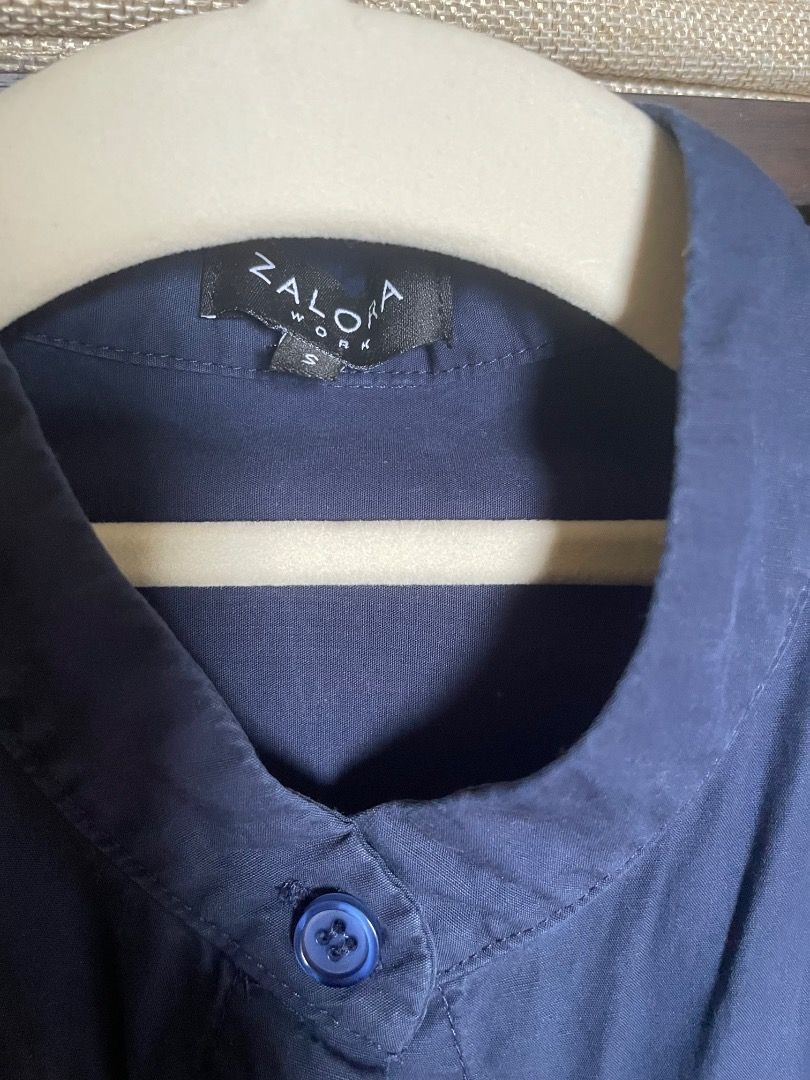 Zalora Work Dress Navy Blue (Category: Dresses) located in Mandaluyong City. Submitted by wisercolder (Listing ID 1354774699, Image 2). Description: With slight fading Navy blue Knee-length For work casual.