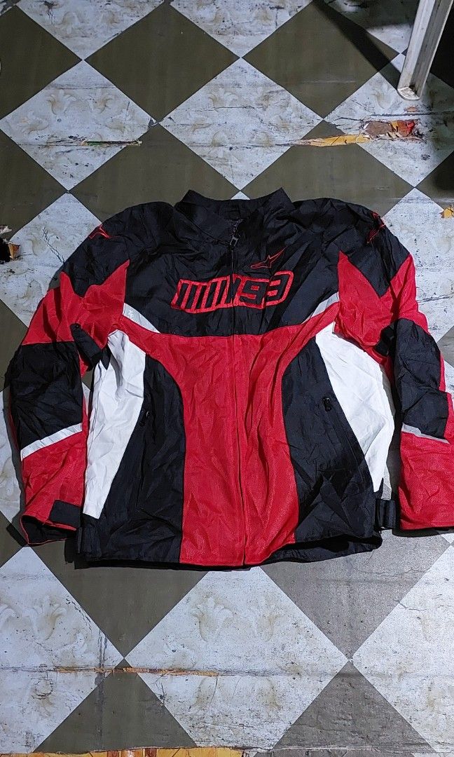 Alpinestars riding jacket 93 (Category: Coats, Jackets and Outerwear) located in Cagayan de Oro. Submitted by johnzj002 (Listing ID 1355081307, Image 1). Description: Size Xl no issue excellent condition MOP Gcash or Palawan Location Mindanao Mis Or. • Payment first • Please manage your expectations as these are thrifted items. • Color may slightly different in the actual due to lighting. • All Items is need wash • Off/legit all item • Bawal sa m