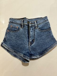 (Category: ) located in . Submitted by popkawn (Listing ID 1355021394, Image 1). Description: .