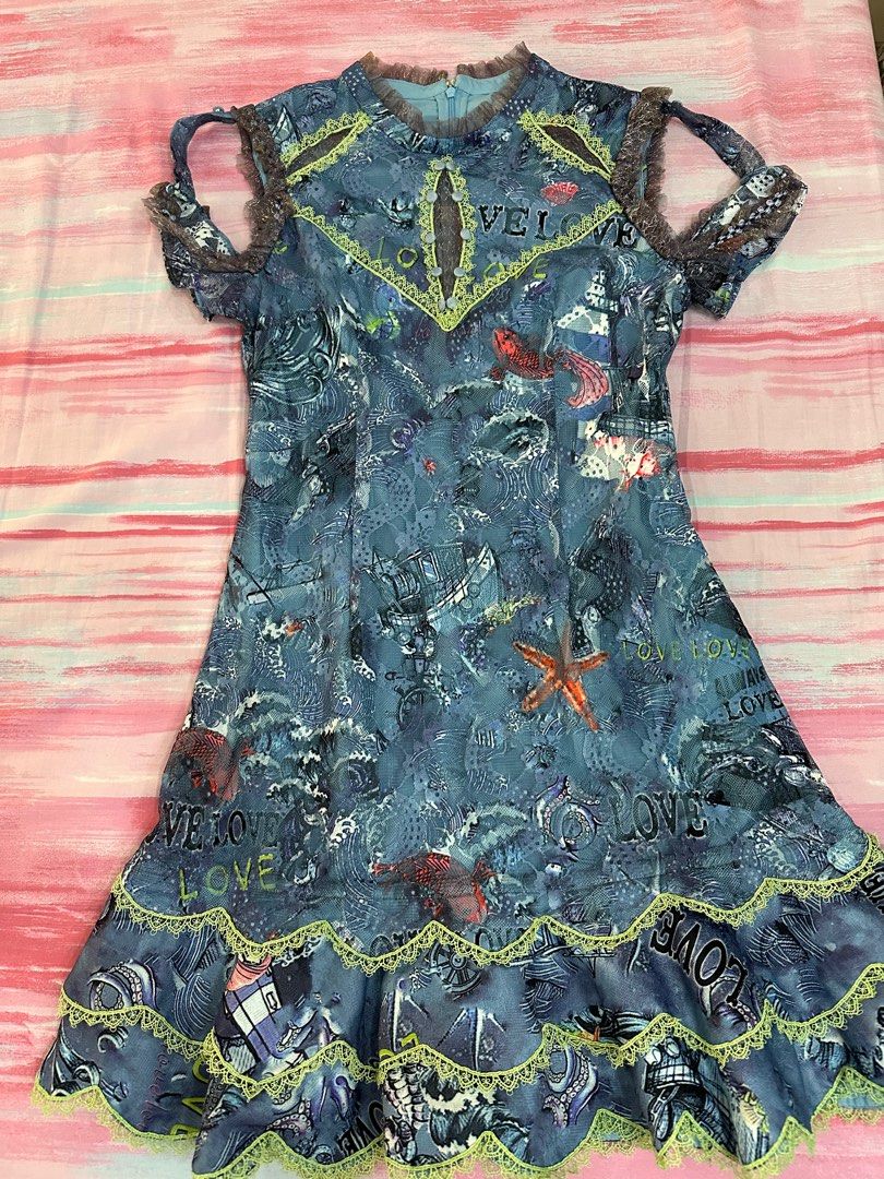 Blue Printed Dress (Category: Dresses) located in Manila. Submitted by secondhavenph (Listing ID 1355006904, Image 1). Description: .