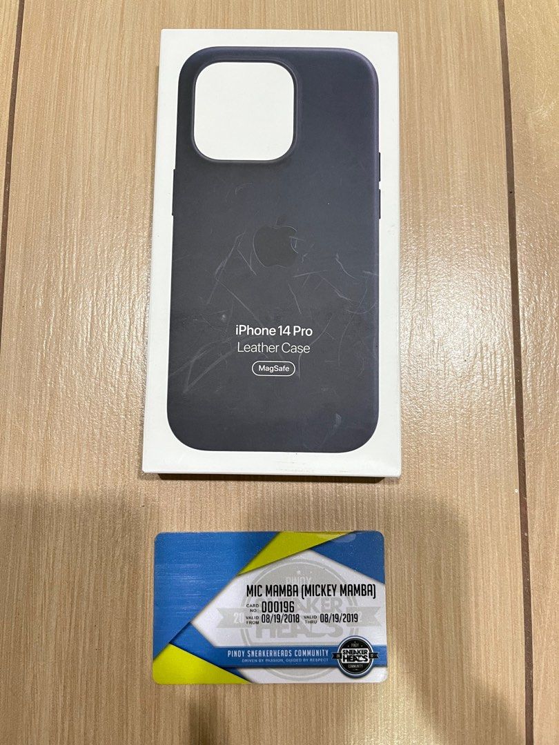 Apple iPhone 14 Pro Ink Leather Case with MagSafe (Category: Cases & Sleeves) located in Taguig. Submitted by micmamba24 (Listing ID 1354961390, Image 1). Description: FOR SALE ONLY (NO TRADES): BRAND NEW/SEALED BELOW SRP COMES WITH PAPER BAG Apple Official Leather Case with MagSafe Fits iPhone 14 Pro Ink (Deep Purple) SRP: P3,990 My Price: P2,500 only RFS: Decluttering Meetups: BGC, Taguig area For delivery, buyer should shoulder all the fees. P