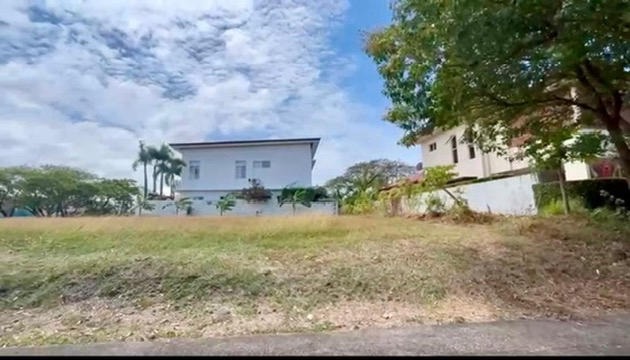 (Category: ) located in . Submitted by REMAXCapital (Listing ID 1354996760, Image 1). Description: .