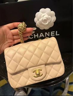 (Category: ) located in . Submitted by chicluxury (Listing ID 1354923045, Image 1). Description: .