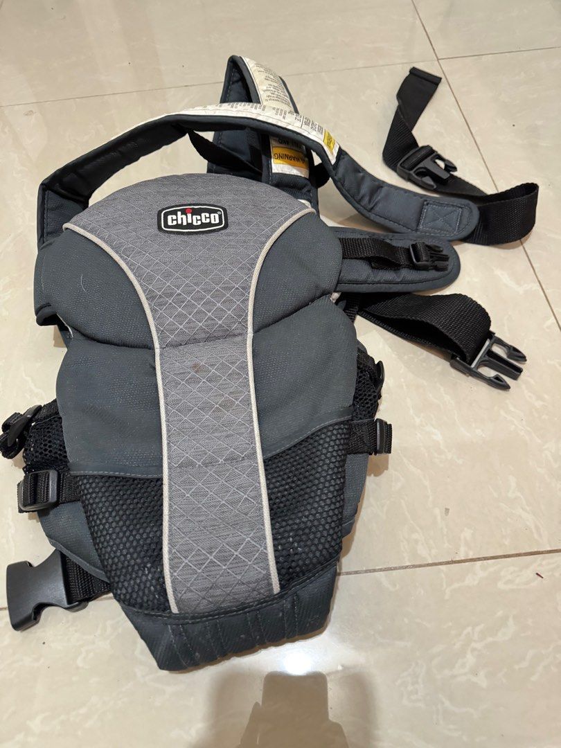Chicco Ultrasoft Carrier (Category: Carriers & Slings) located in Quezon City. Submitted by house_of_all (Listing ID 1354929355, Image 1). Description: .