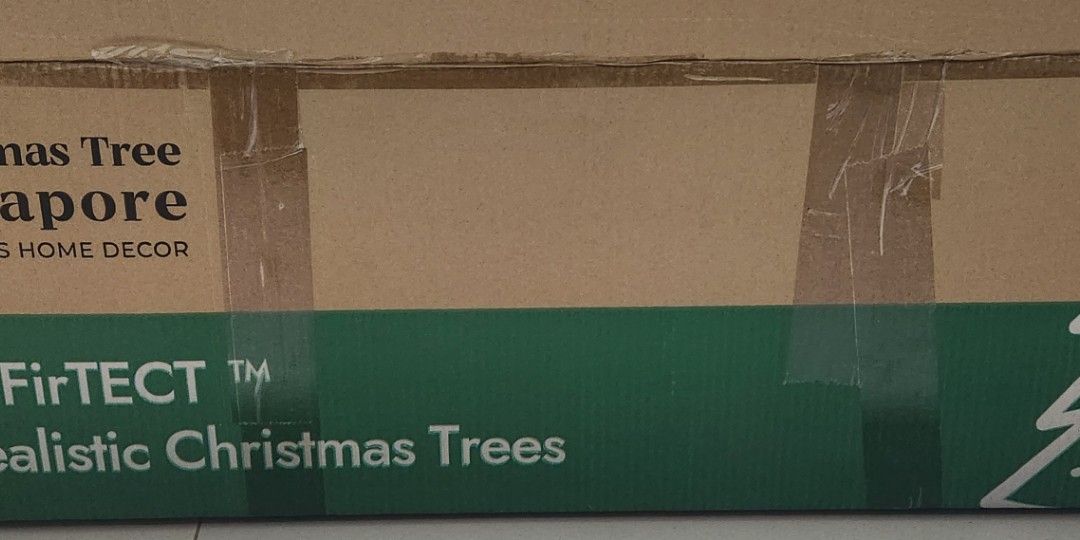 Christmas Tree65075512665346116