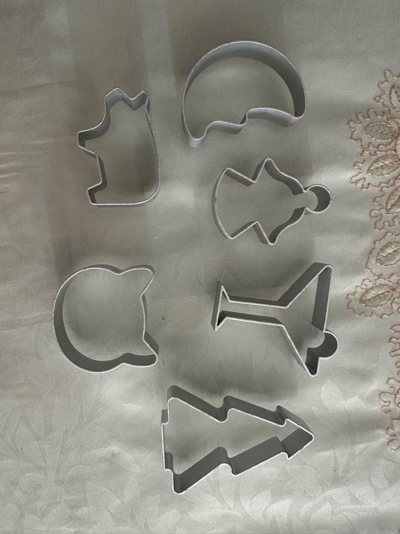Cookie cutters