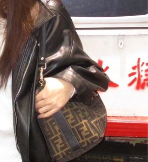 （分類：）位於 。 由 ellybelly1 提交（商品編號 1355077744，圖片 1）。簡介： 。