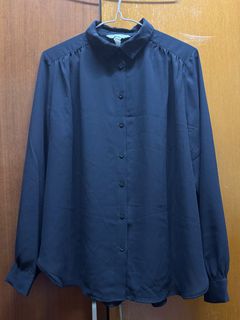 (Category: ) located in . Submitted by fullwardrobe94 (Listing ID 1355080354, Image 1). Description: .