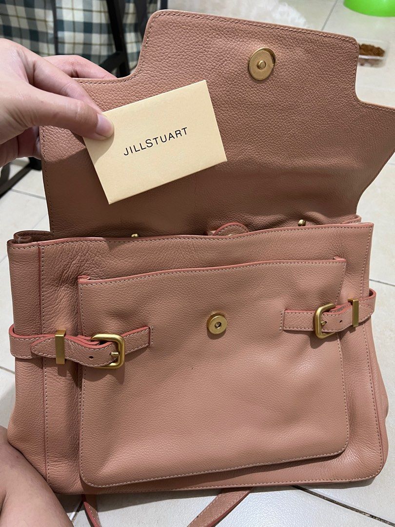 JILL STUART 2-Way Bag (Category: Luxury Bags & Wallets) located in Quezon City. Submitted by swiftiesince08 (Listing ID 1353194646, Image 3). Description: Color: Salmon 35cm x 25cm.