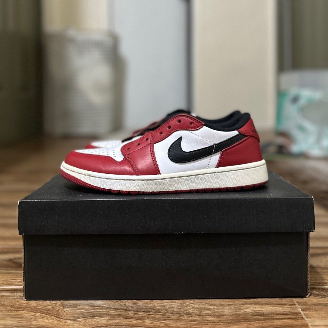 [8US] Jordan 1 Low Golf 'Chicago' (Category: Sneakers) located in Mexico. Submitted by thatprettymfer (Listing ID 1355035180, Image 1). Description: Jordan 1 Golf size 8 / 26cm og box + black laces lost white laces used personal pair ₱1,500 + sf dm for more pics .