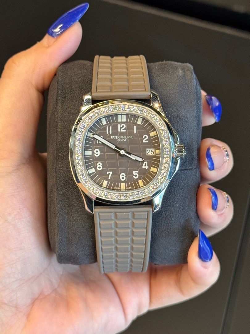Lady Aquanaut with 💎 (Category: Luxury Watches) located in Makati City. Submitted by 1timepieceglobal (Listing ID 1354984619, Image 1). Description: Mint Condition 2016 Complete Set.