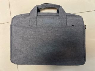（分類：）位於 。 由 wong_o_fung 提交（商品編號 1355003843，圖片 1）。簡介： 。