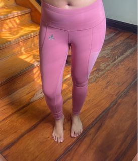 (Category: ) located in . Submitted by prelovedluxe_ (Listing ID 1331258356, Image 1). Description: .
