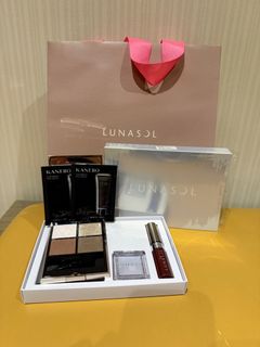 （分類：）位於 。 由 doremifasodesune 提交（商品編號 1355075749，圖片 1）。簡介： 。