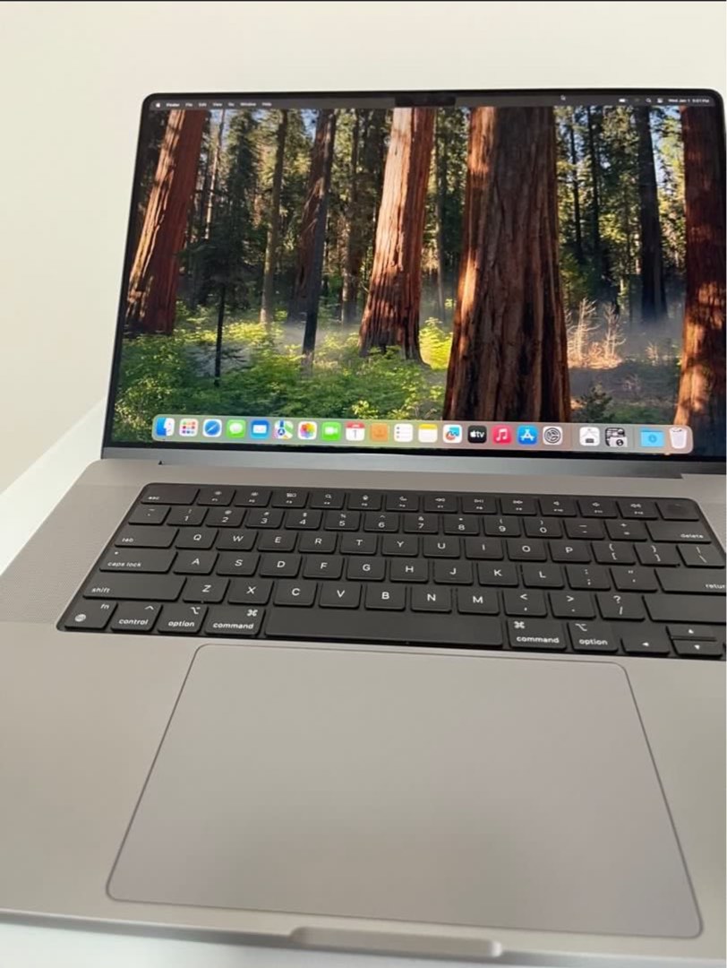 M1 MAX MacBook 16inch , Computers & Tech, Laptops & Notebooks on Carousell