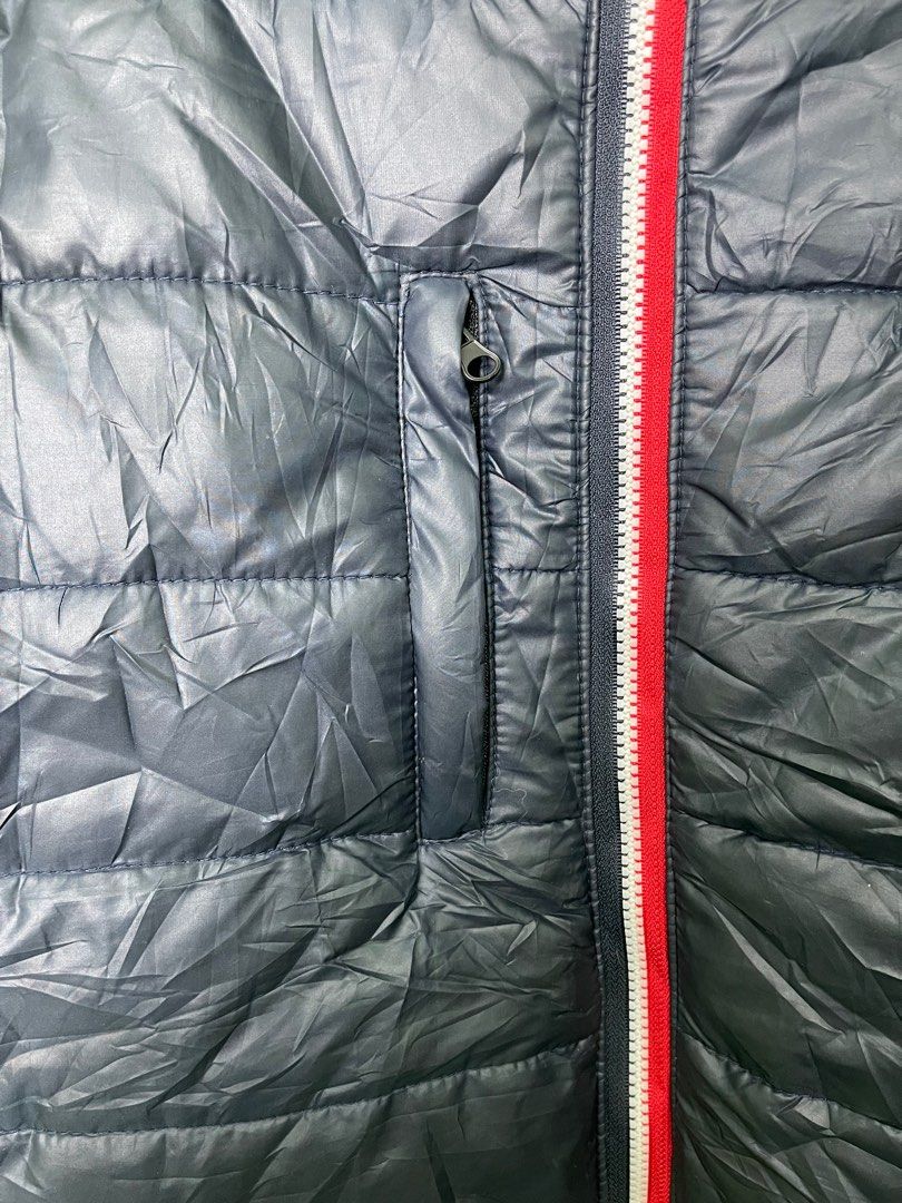 Monclear jacket (Category: Activewear) located in Kajang. Submitted by azie65 (Listing ID 1355033769, Image 3). Description: 👕PIT23 👕LABUH28 👕CONDITION CANTIK 👕NO REFUND 🤝 👕LIHAT SEMUA DETAIL BAJU SEBELOM MEMBELI 👕JIKA ADA SEBARANG SOALAN SILA PM @ WASAP LINK DI PROFIL 👕TIADA OFFER 🙏🏻🤝 👕HARGA RM + rm8 SS RM15 TERIMA KASIH SEMOGA KITA SEMUA SENTIASA DALAM LINDUNGAN ALLAH S.W.T 🤲🏻.
