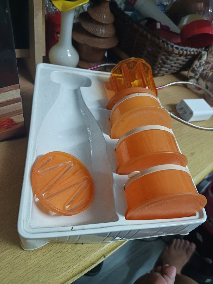 Multi-chopper food processor manual (Category: Cookware & Accessories) located in Caloocan City. Submitted by appleblossoms07 (Listing ID 1354928635, Image 3). Description: .