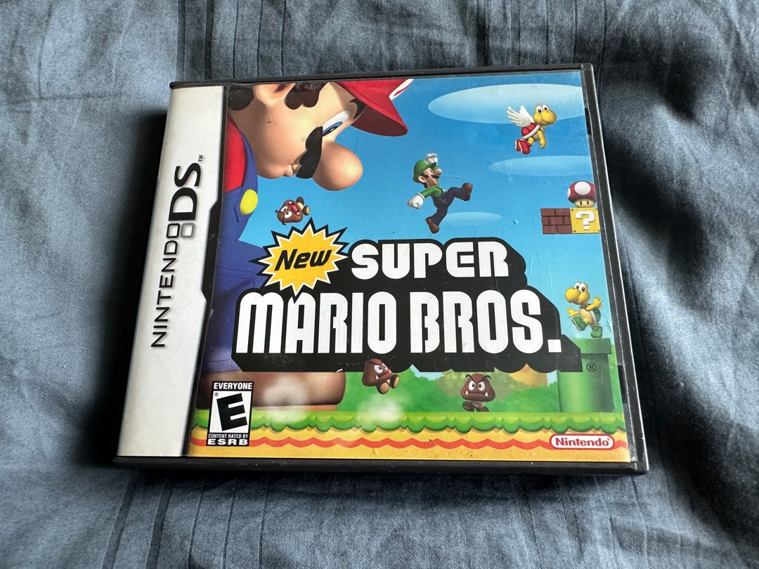 New super Mario bros Nintendo DS games, Video Gaming, Video Games