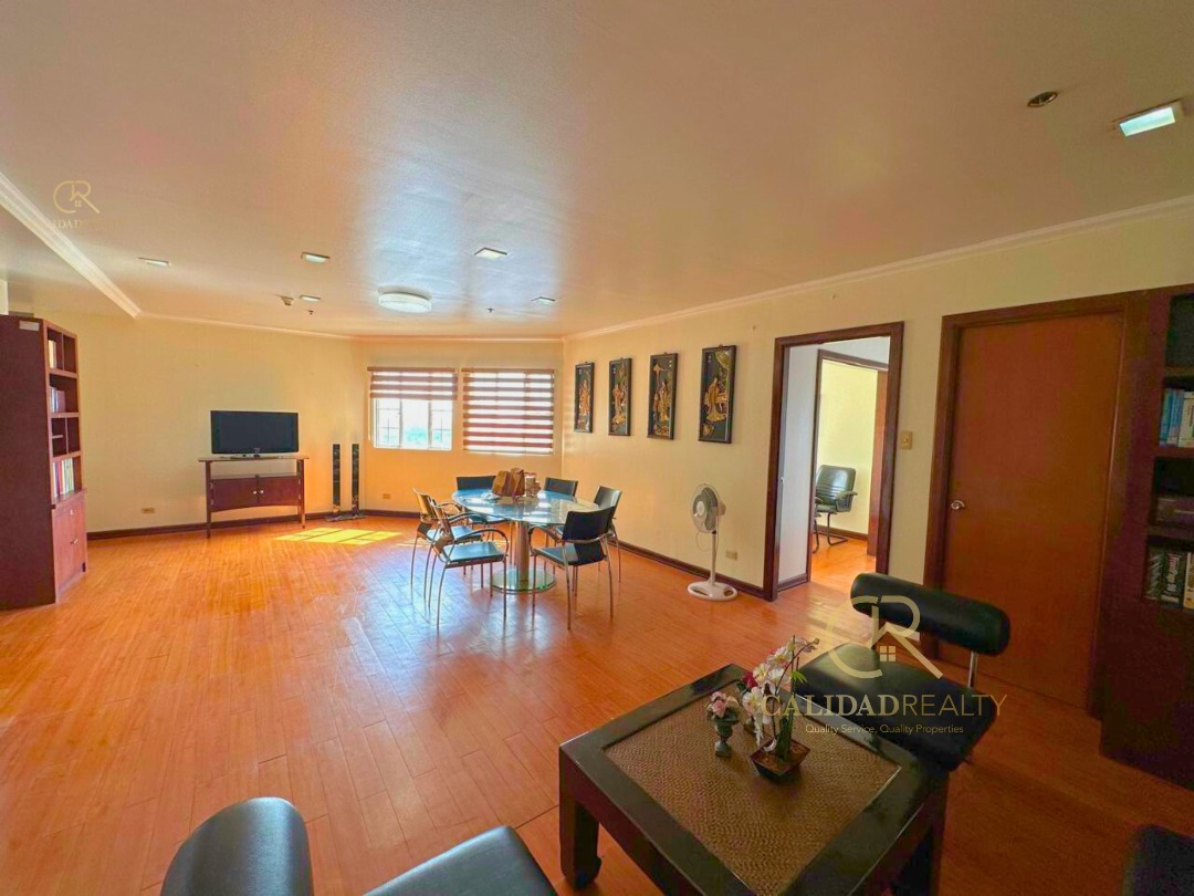 (Category: ) located in . Submitted by calidadrealty (Listing ID 1354932091, Image 1). Description: .