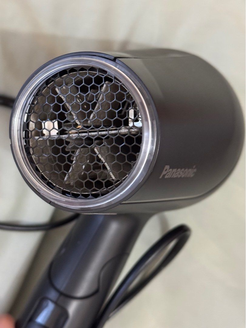 PANASONIC EH-ND65 COMPACT DESIGN HAIR DRYER 2000W (Category: Hair Accessories) located in Tarlac. Submitted by clxryxann (Listing ID 1355014144, Image 3). Description: Used few times only. Bought in HK. no box Key Features: * Powerful fast dry * PowerfulAirflow * Concentrator nozzle (11 mm) * Heat Protection and Strong Cool * Air pressure (w/out nozzle): 90 g * Weight: 330 g * Handle: Foldable * Actual watt: 2000W * Airflow settings: 3 airflow.