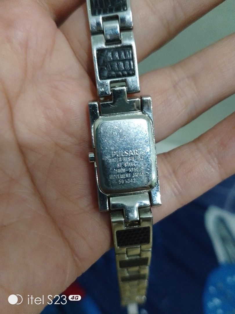 Pulsar Two Tone Watch (Category: Women's Watches) located in Lucena. Submitted by watchmateph (Listing ID 1355036356, Image 2). Description: Ganda nito.