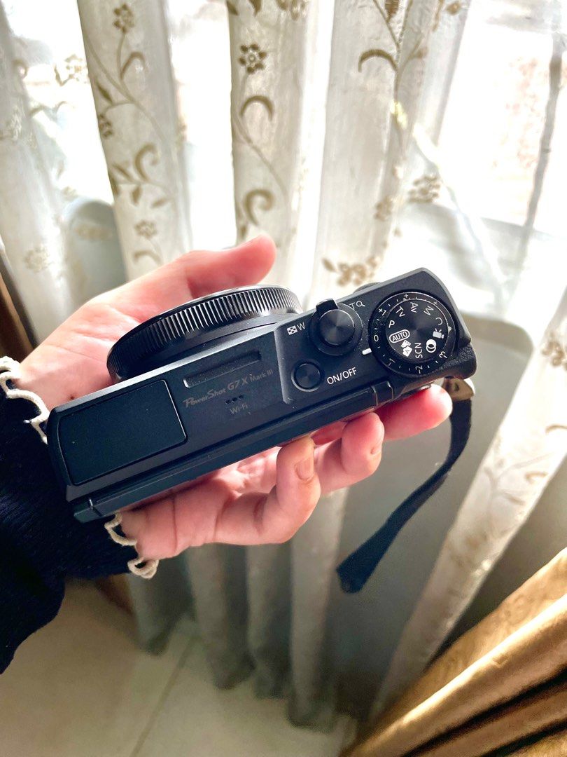 RENT Camera Canon G7X Mark III (S’GOR & KL/DELIVERY) (Category: Cameras) located in Puchong. Submitted by hanahasbullah (Listing ID 1354995555, Image 2). Description: ws 0178481024📞 Rented items include: 1. Camera Canon G7X Mark III 2. Batteries 3. SD Card 64GB 4. Charger 5. Casing TnC - RM50 per day - Meet up Mon - Fri: Taman Kinrara Puchong Sat: Shah Alam Sun: Keramat AU5 - Delivery : Lalamove rate - Deposit rm150. It will be refunded after co