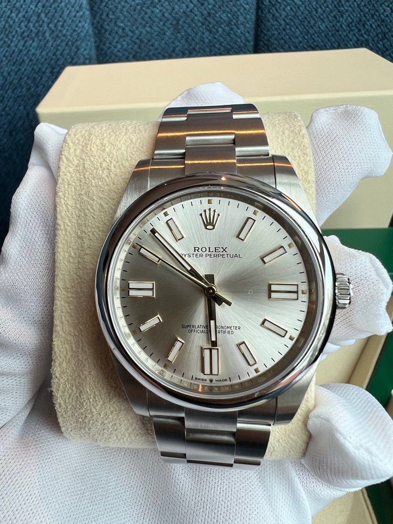 Rolex Oyster Perpetual 41 Reference 124300 (Category: Luxury Watches) located in Quezon City. Submitted by mrandmsposh (Listing ID 1355084667, Image 1). Description: Rolex Oyster Perpetual 41 Reference 124300 Brand New. Unworn. Unresize Foreign AD Complete Full Set with Receipt IG: mrandmsposh Meet-up: BGC.