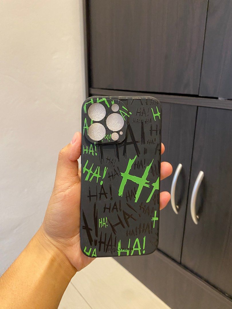 SimplyMdrn Brand iPhone 13 Pro Cases (Category: Cases & Sleeves) located in Caloocan City. Submitted by fddpy (Listing ID 1354998456, Image 3). Description: Selling this Simply Mdrn Brand iPhone 13 Pro cases for 300 EACH - Never been used. - Bought it for 1,500. You can check their site. - Lalamove or LBC only. Meet up if malapit. .