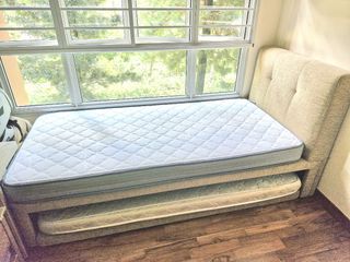 (Category: ) located in . Submitted by garage665 (Listing ID 1354978850, Image 1). Description: .