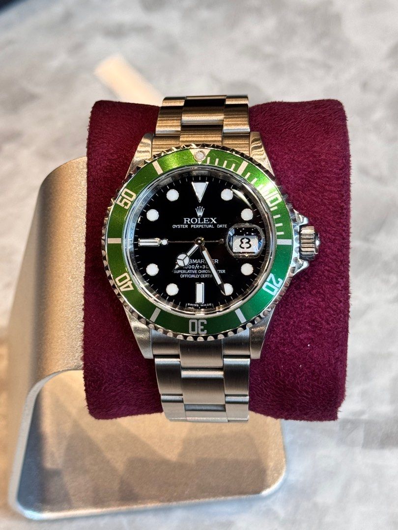 Submariner Kermit (Category: Luxury Watches) located in Makati City. Submitted by 1timepieceglobal (Listing ID 1354955571, Image 1). Description: Mint Condition 40mm 2009 Watch Only.