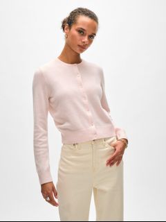 (Kategori: ) berada di . Dikirim oleh reborn_uniqlosecondstore (ID iklan 1354963632, Gambar 1). Deskripsi: .