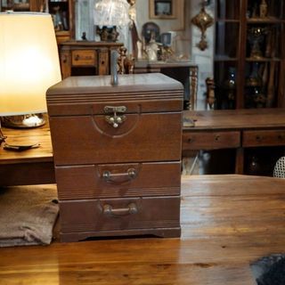 Vintage midcentury modern solid wood makeup box vanity jewelry box organizer