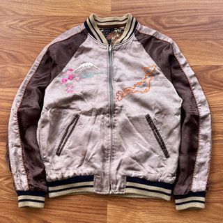 (Kategori: ) berada di . Dikirim oleh 4rebelmerchstore_ (ID iklan 1354995289, Gambar 1). Deskripsi: .