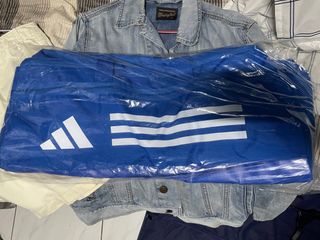 (Category: ) located in . Submitted by carlosteady (Listing ID 1355235282, Image 1). Description: .