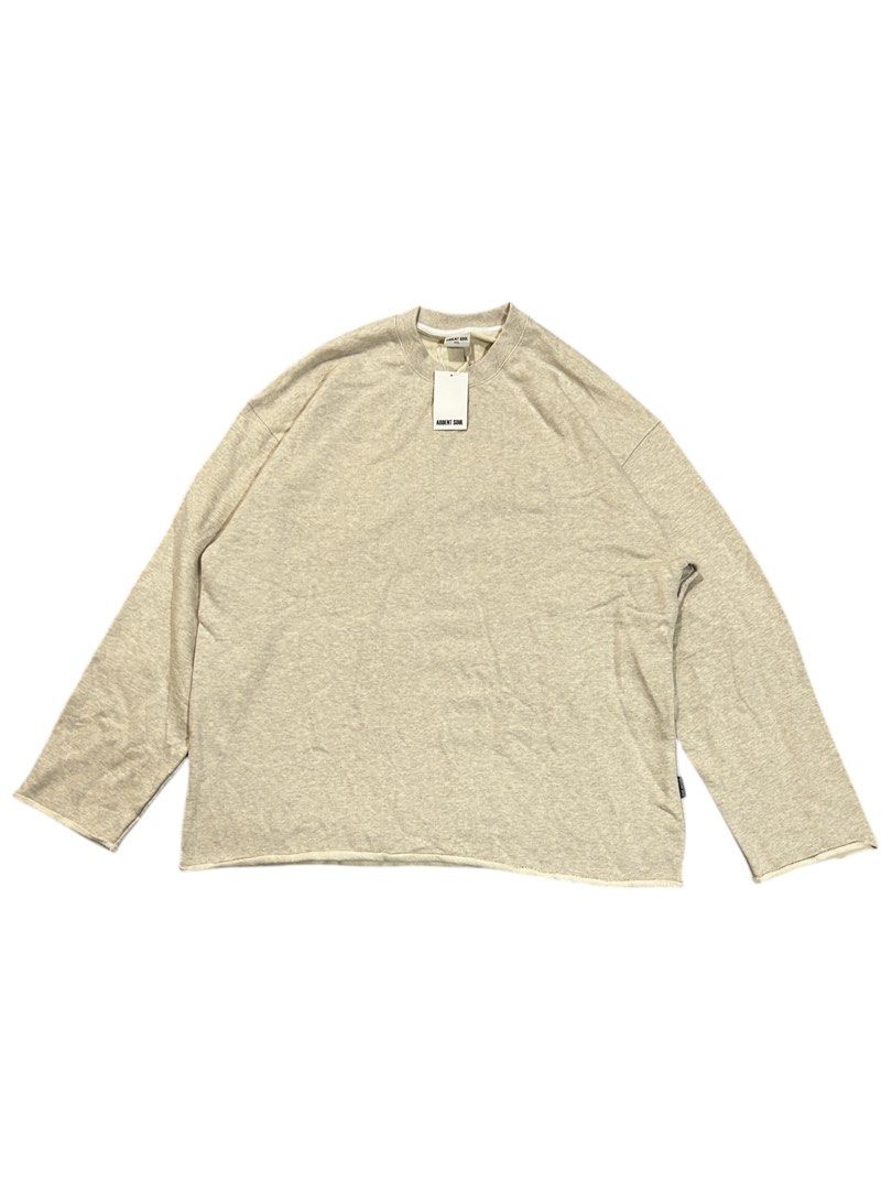 Ardent Soul Oversized Sweatshirt (Category: Activewear) located in Cagayan de Oro. Submitted by archive.picks (Listing ID 1355243478, Image 3). Description: Size XXL on tag Gym sweatshirt like new condition Color may vary due to lighting.