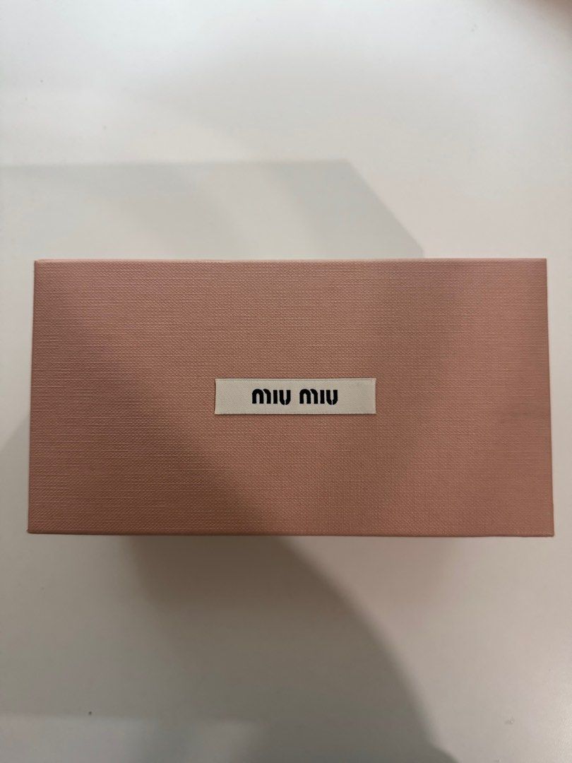 authentic miu miu sunglasses box (Category: Luxury Bags & Wallets) located in Las Pinas. Submitted by closetbyabg (Listing ID 1355174026, Image 1). Description: authentic sunglasses box!! price still negotiable .