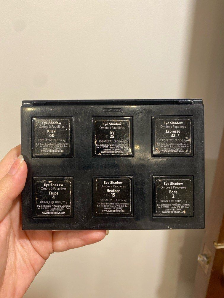 Bobby Brown Eyeshadow (Category: Makeup) located in Quezon City. Submitted by alysstrade (Listing ID 1355217867, Image 2). Description: Slightly used Note: expired. .