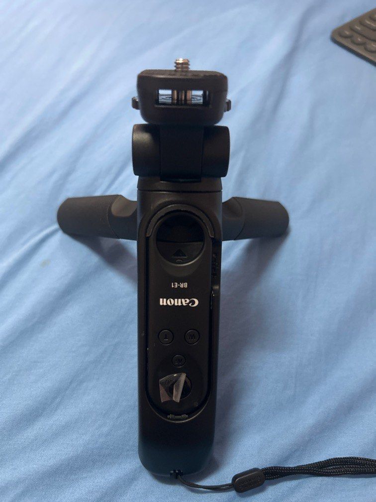 Canon HG-100 TBR tripod grip for EOS M with BR-E1 wireless remote (Category: Tripods & Monopods) located in Manila. Submitted by preowneddesigner (Listing ID 1355154808, Image 1). Description: Key Features: -For All EOS R system camera - For Select, EOS M and PowerShot G Cameras - Hybrid Grip and Fold-Out Mini Tripod - Includes BR-E1 Wireless Remote Control - Tilting Head Design the HG-100TBR Tripod Grip is compatible with select Canon EOS M and 