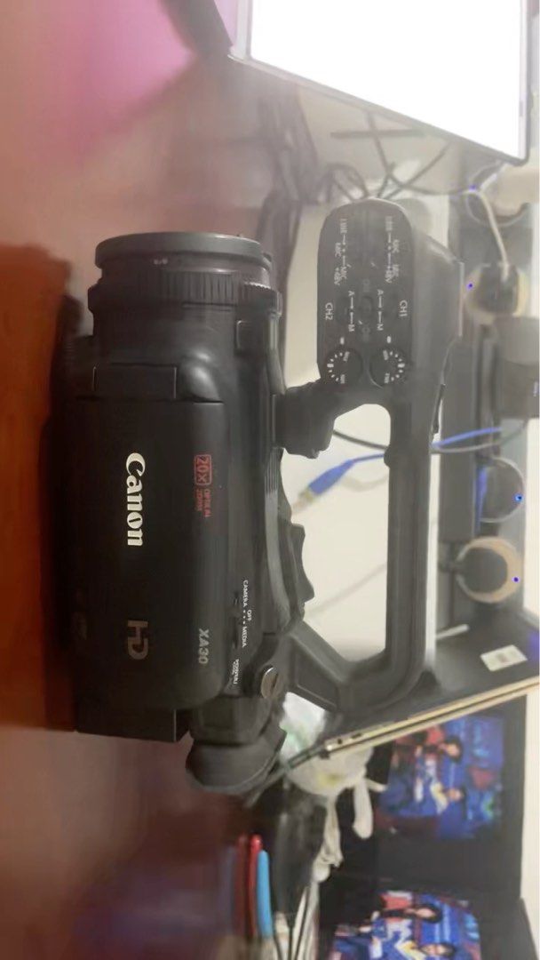Canon XA30 HD Camcorder62863070316163111
