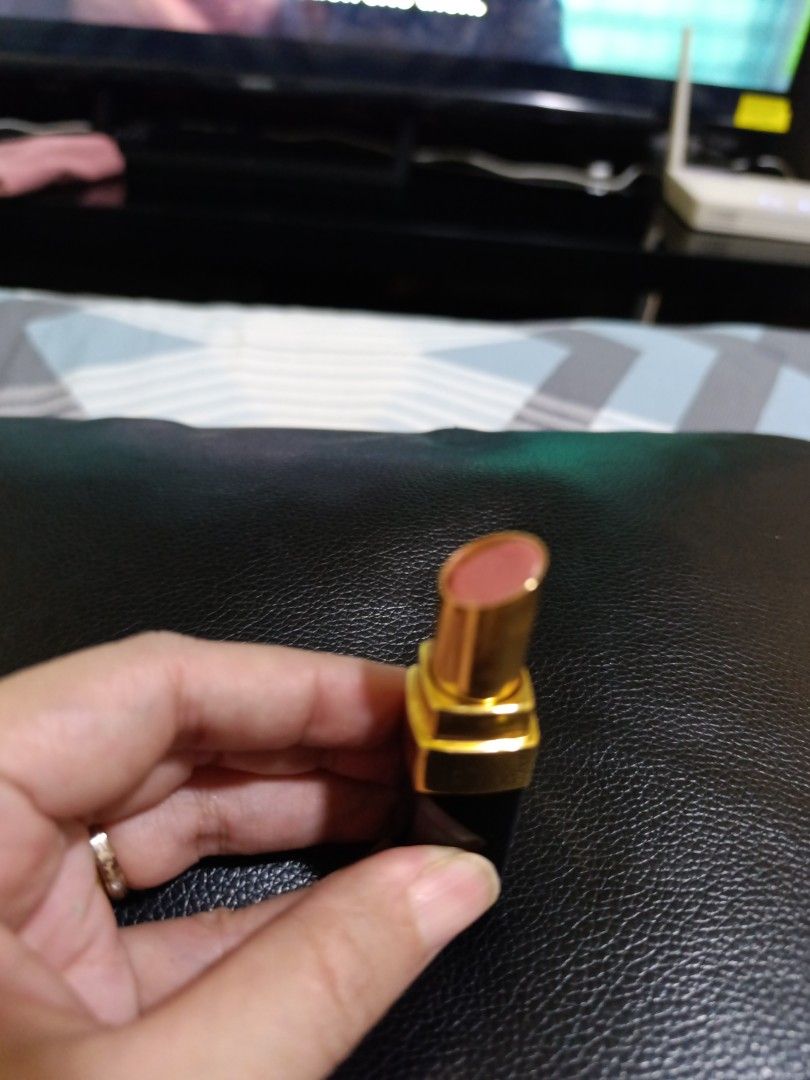Chanel Lipstick (Category: Makeup) located in Makati City. Submitted by declutz_miraieonlineshop (Listing ID 1355145202, Image 2). Description: Authentic Bought in Japan Used once lang..