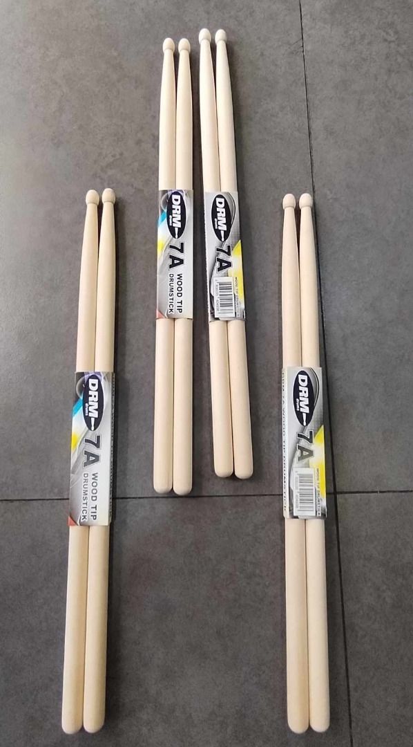 drumsticks pair 5a and 7a available (Category: Musical Instruments) located in Paranaque City. Submitted by bellemarketing (Listing ID 1355244873, Image 1). Description: drumsticks pair 5a and 7a available.