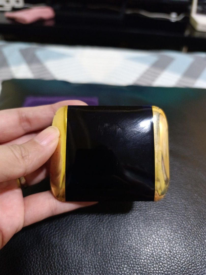 Estee Lauder Pressed Powder (Category: Makeup) located in Makati City. Submitted by declutz_miraieonlineshop (Listing ID 1355140496, Image 2). Description: It is Authentic From Japan.