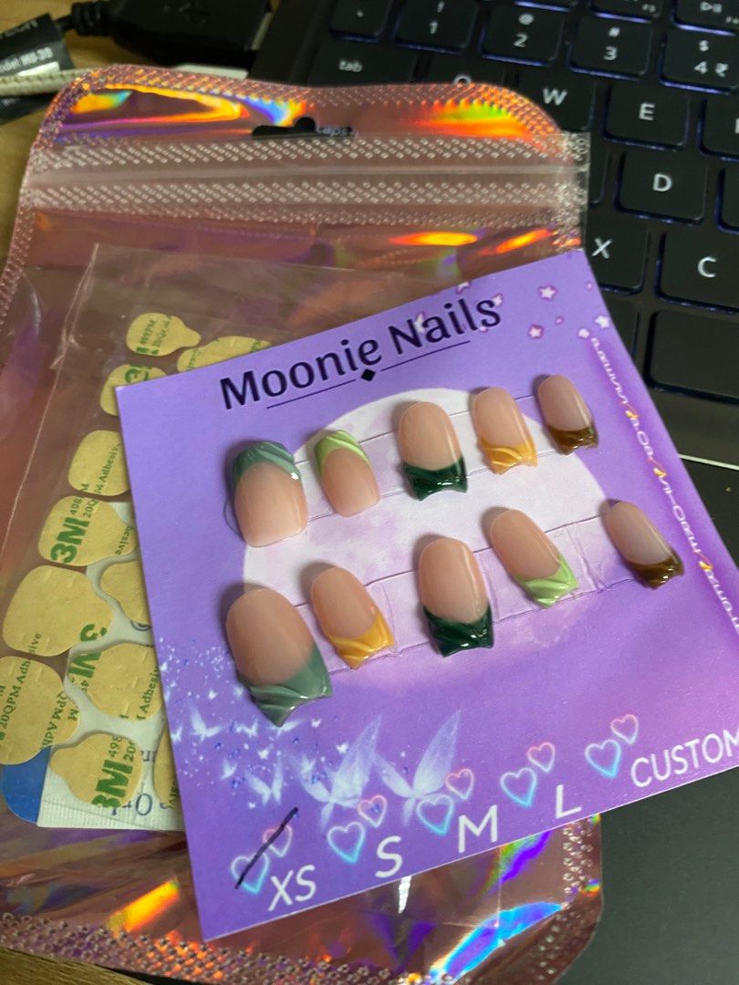 Extra Small Handmade Nails (Category: Hands & Nails) located in Las Pinas. Submitted by ruegars (Listing ID 1355120775, Image 2). Description: If sure buyer, can get a discount RFS: too small.