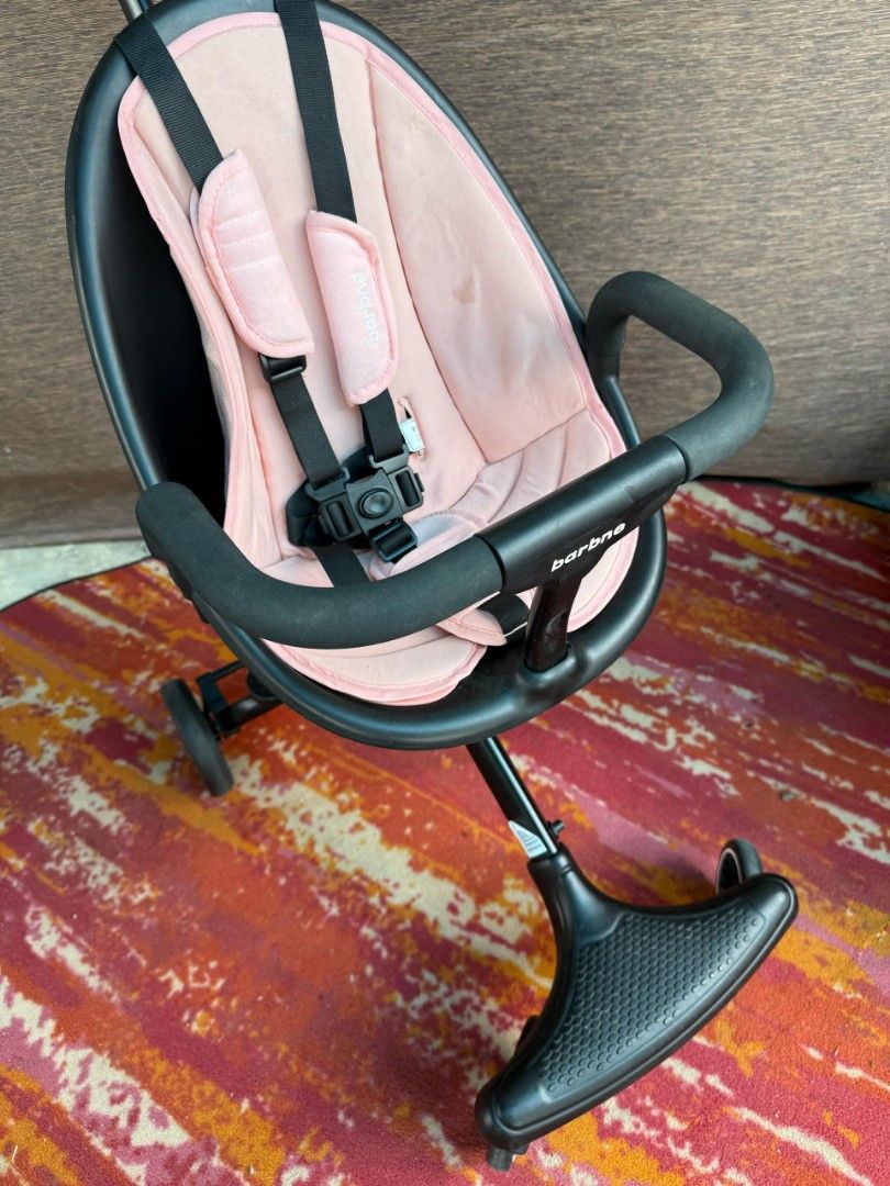 Foldable Magic Stroller (Category: Strollers) located in Kadok. Submitted by dsmizzaza (Listing ID 1355166185, Image 2). Description: Area Kelantan ✅Item Used/Bundle Singapore Berminat/Interested 016 472 7883.