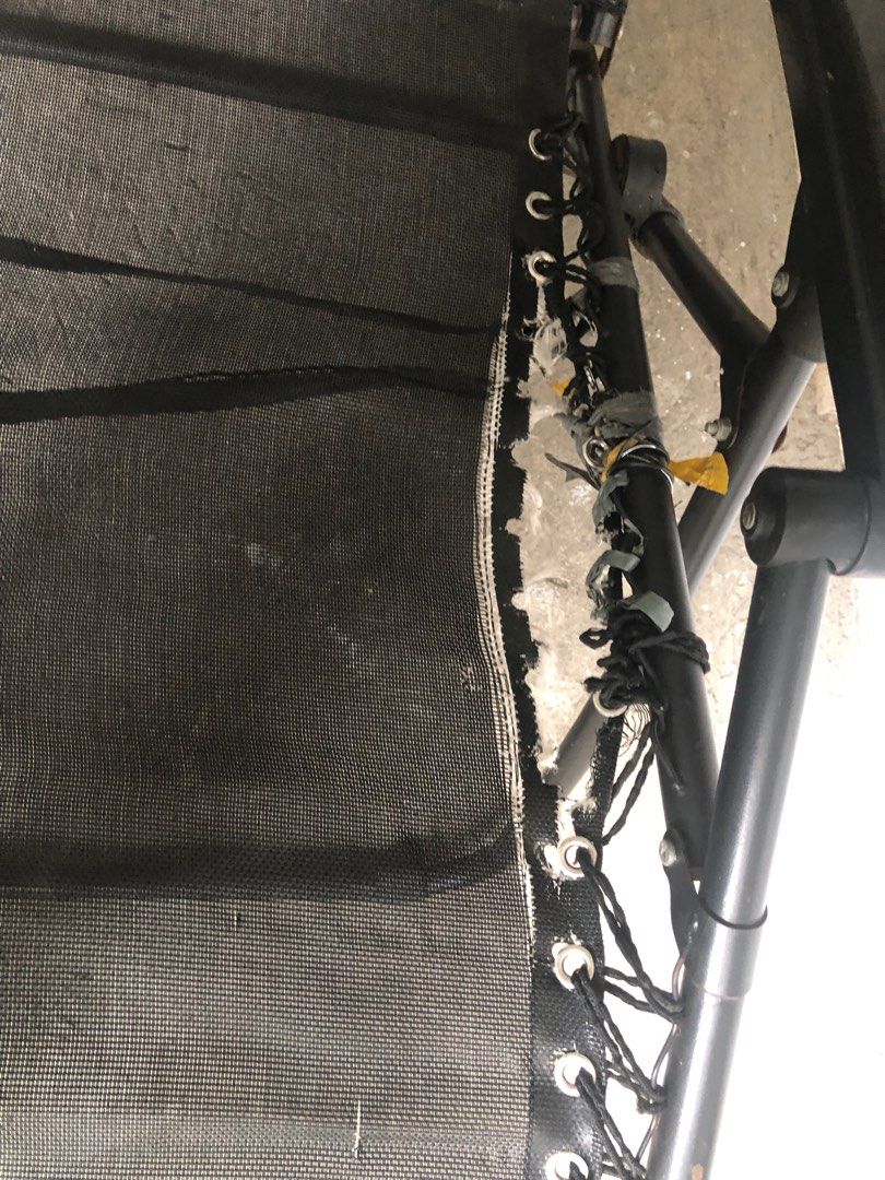 folding chair (Category: Chairs) located in Quezon City. Submitted by erching (Listing ID 1355127126, Image 3). Description: folding chair Php 100.00 .