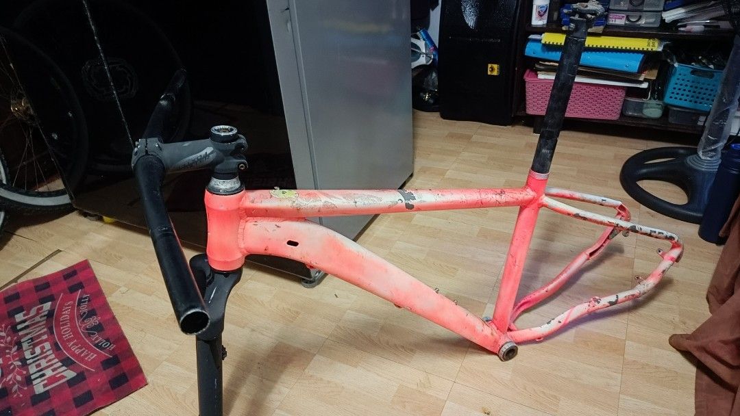 Foxter Rimset (Category: Bicycles) located in Manila. Submitted by mavs12 (Listing ID 1355236793, Image 2). Description: Foxter Rimset 27.5 location sampaloc manila.