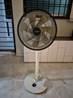 (Category: ) located in . Submitted by shalom74 (Listing ID 1355225324, Image 1). Description: .