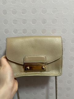 （分類：）位於 。 由 lengrene 提交（商品編號 1355238218，圖片 1）。簡介： 。