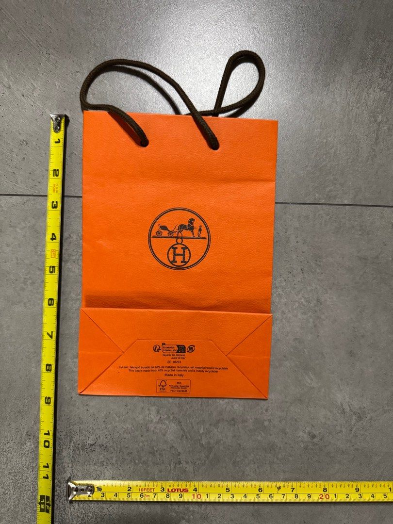 Hermes Paper Bag (Category: Luxury Accessories) located in Mandaluyong City. Submitted by destash_manda (Listing ID 1355219245, Image 2). Description: Original, great condition!.